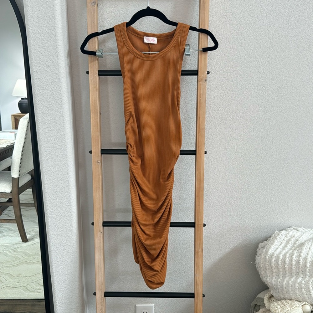 Fitted ribbed dress